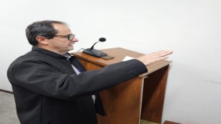 Charles Antônio Chiarelli, suplente de vereador do MDB, tomou posse na vereança. Charles Antônio Chiarelli, suplente de vereador do MDB, tomou posse na vereança.
