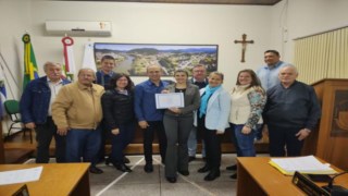  Família Acolhedora homenageada pela Câmara de Ascurra

