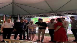 Prefeito de Ascurra sancionou a Lei de Origem Legislativa Prefeito de Ascurra sancionou a Lei de Origem Legislativa